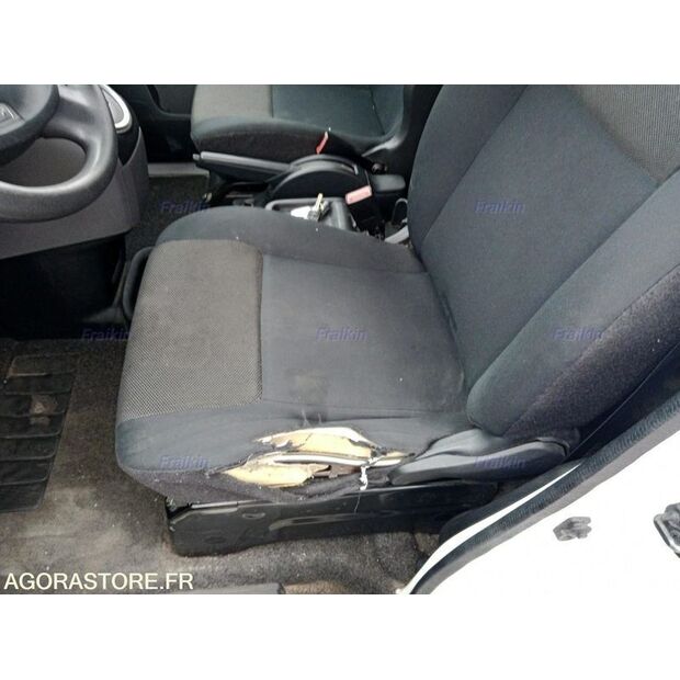 2020 NISSAN NV200-46808214