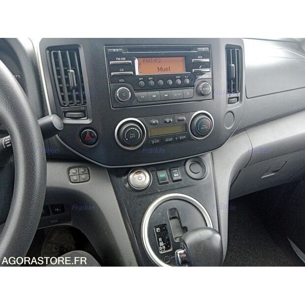 2020 NISSAN NV200-46808216