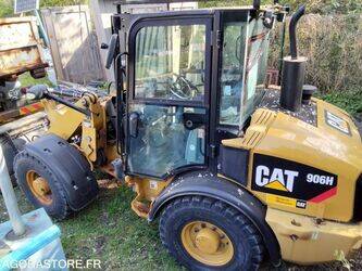 صورة ل معدات البناء 2011 كاتربيلر 906H للبيع في فرنسا