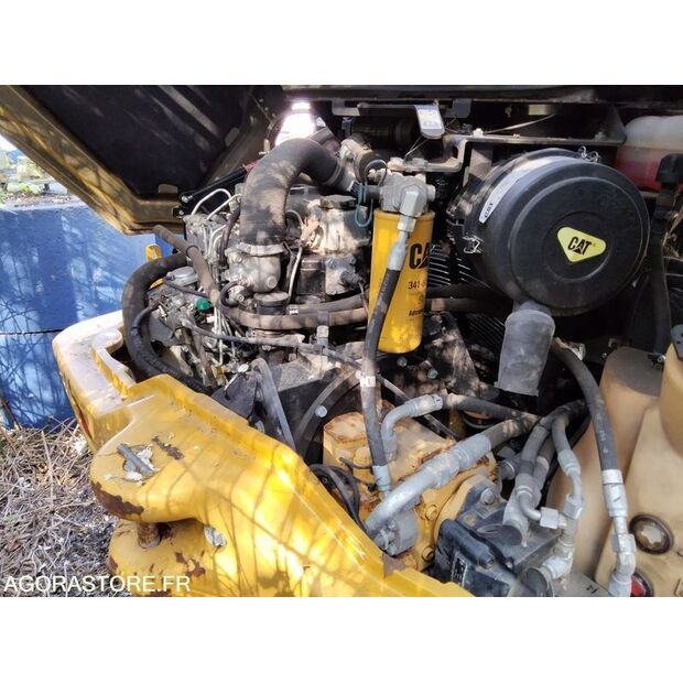 2011 Caterpillar 906H-46808237