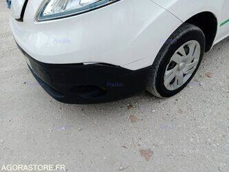 2018-nissan-nv200-1447125-46808270