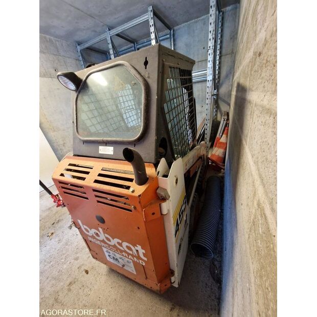 BOBCAT 453-46808413