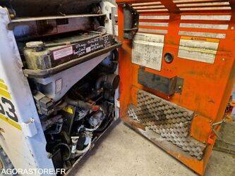 bobcat-453-1447134-46808425