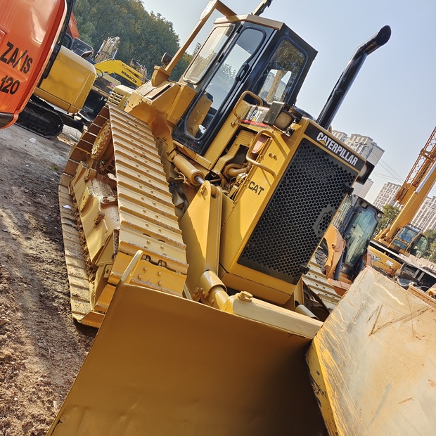 2023 Caterpillar D6M-46808436