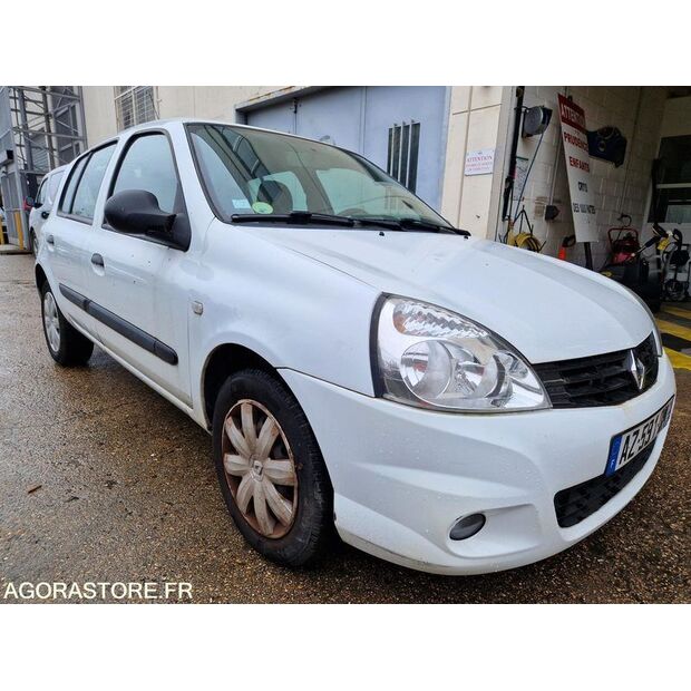 2010 Renault Clio-46808440