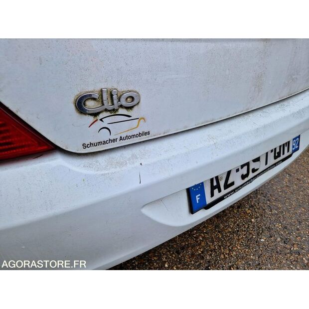 2010 Renault Clio-46808453