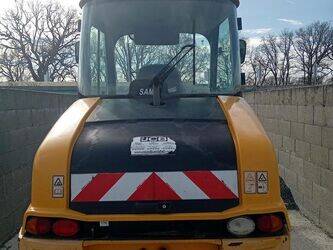 2016-jcb-406-46808484