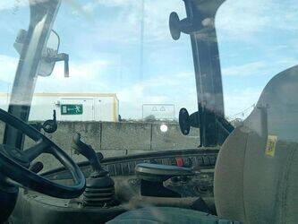 2016-jcb-406-46808487