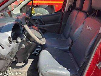 2014-peugeot-partner-1447138-46808497