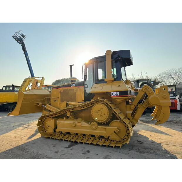 2024 كاتربيلر D6R-46808559