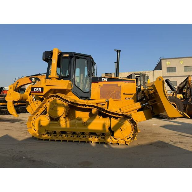 2024 كاتربيلر D6R-46808561