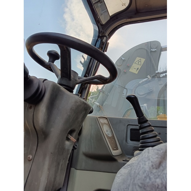 2024 KOBELCO SK75-46808655