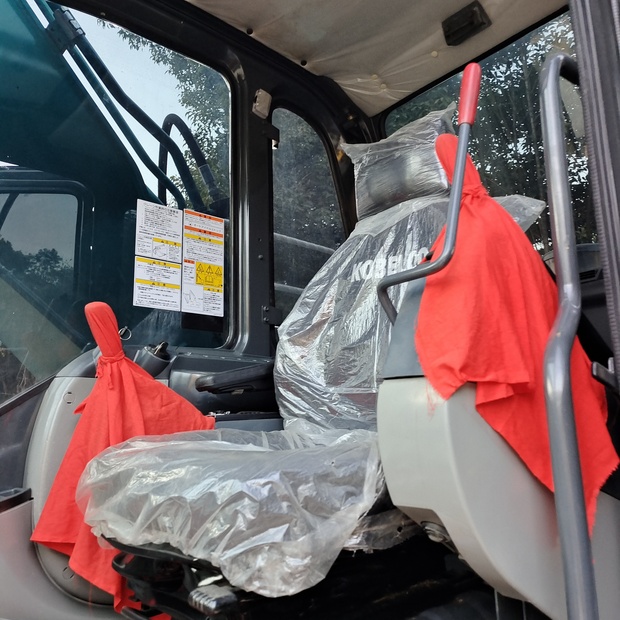 2024 كوبيلكو SK200-8-46808704