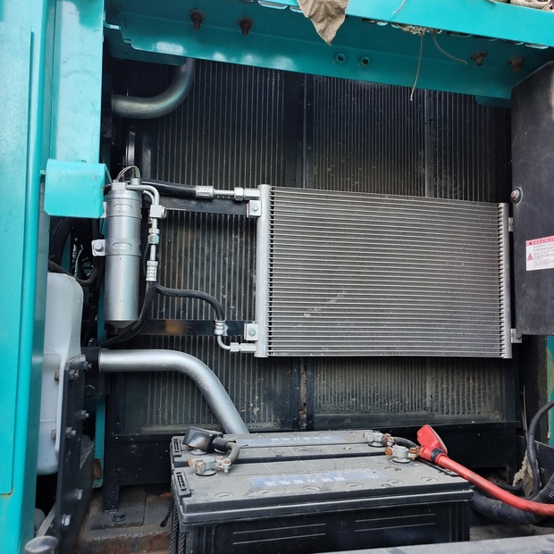 2024 كوبيلكو SK200-8-46808706