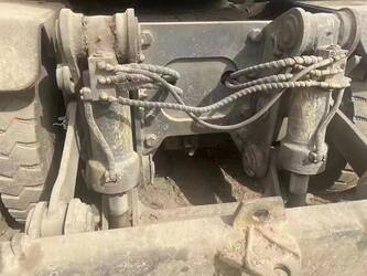 2022-hyundai-225w-9-46808777