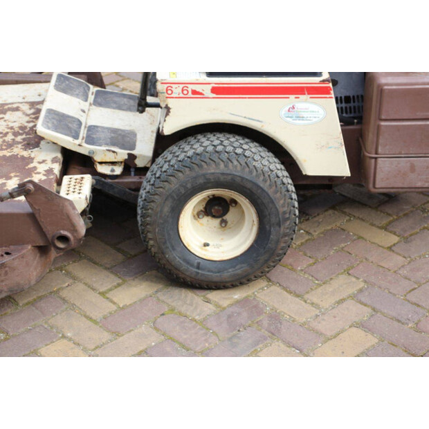 Grasshopper Zero Turn-46809000