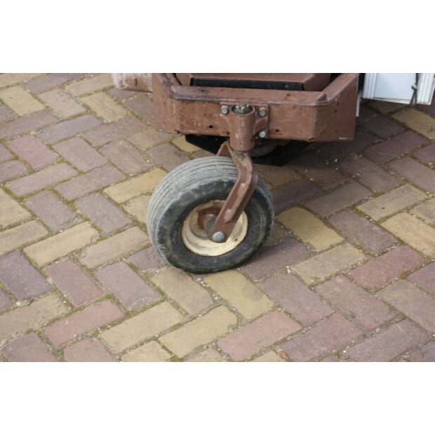 Grasshopper Zero Turn-46809001