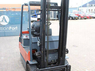 2004-toyota-7fbmf20-1447162-46809012