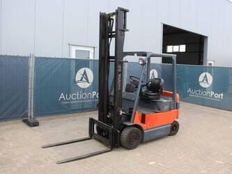 2004-toyota-7fbmf20-1447162-46809014