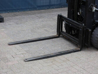 2004-toyota-7fbmf20-1447162-46809015