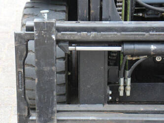 2004-toyota-7fbmf20-1447162-46809019