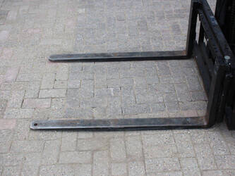 2004-toyota-7fbmf20-1447162-46809020