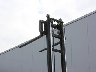 2004-toyota-7fbmf20-1447162-46809037