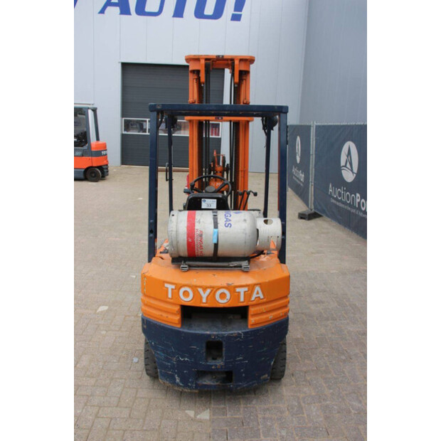 1992 Toyota 42-5FGF-18-46809041