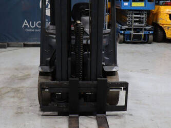 2012-linde-e25l-01-1447167-46809167