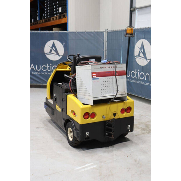 2018 يال MT70-46809232