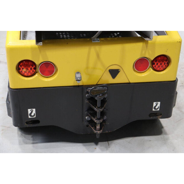 2018 يال MT70-46809242