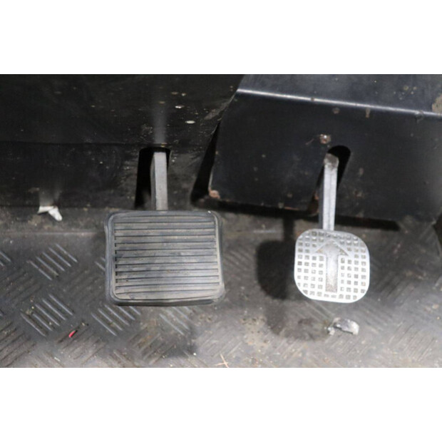 2018 يال MT70-46809250