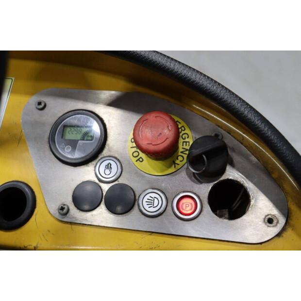 2018 يال MT70-46809253