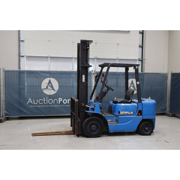 2000 Caterpillar DP25K-46809259