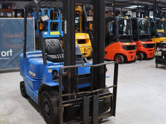 2000-caterpillar-dp25k-1447170-46809265