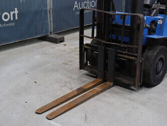 2000-caterpillar-dp25k-1447170-46809268