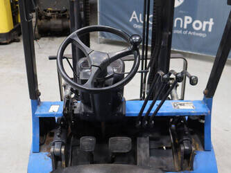 2000-caterpillar-dp25k-1447170-46809278