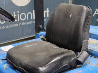 2000-caterpillar-dp25k-1447170-46809280