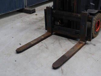 2015-linde-e30l-01-1447171-46809309