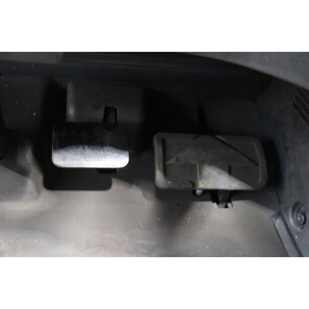 2015 Linde E30L-01-46809322