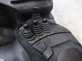 2015-linde-e30l-01-1447171-46809324