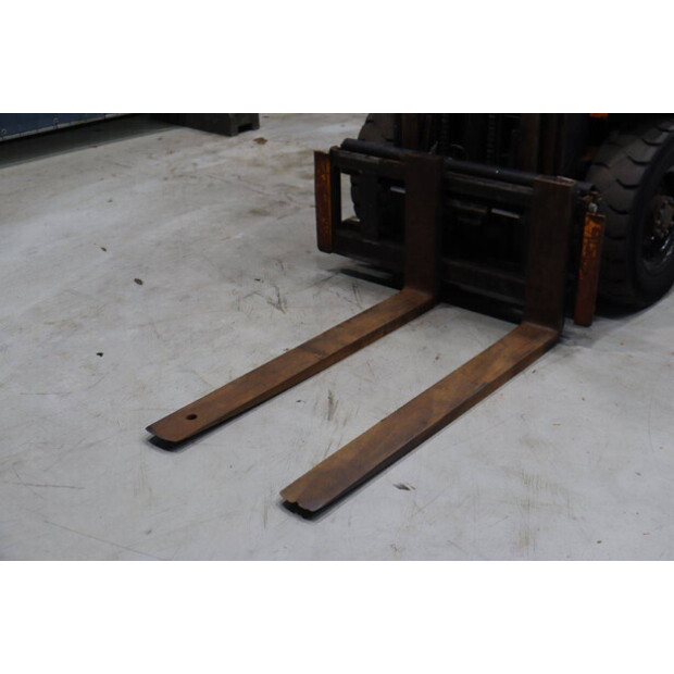 1996 Yang FG 25-46809385