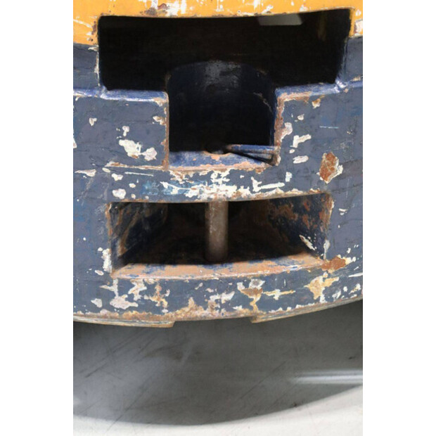 1996 Yang FG 25-46809397