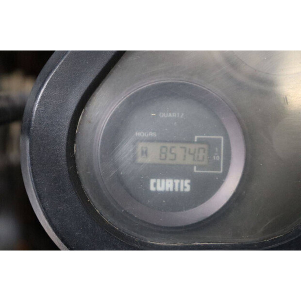 1996 Yang FG 25-46809408