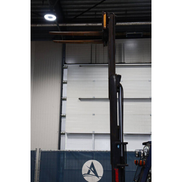 1996 Yang FG 25-46809415