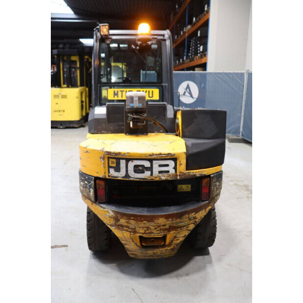 2016 جيه سي بي 35D-46809420