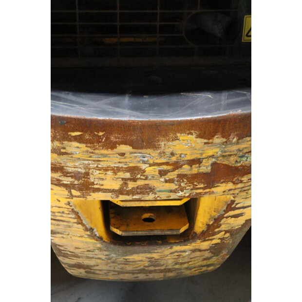 2016 جيه سي بي 35D-46809436