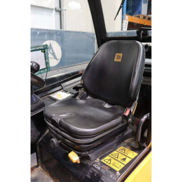 2016 جيه سي بي 35D-46809438