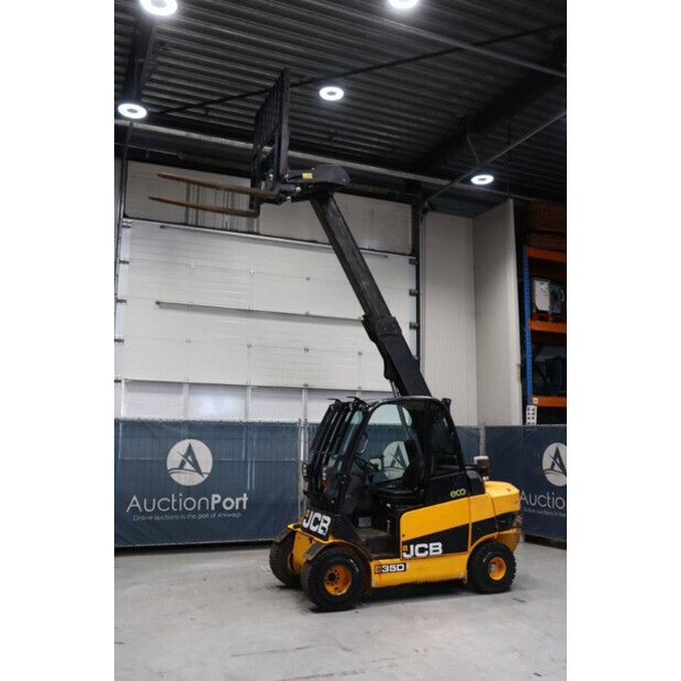 2016 جيه سي بي 35D-46809448