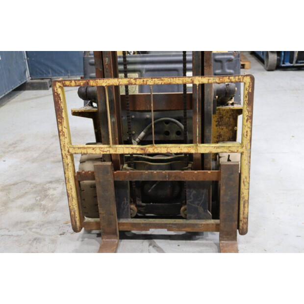 1992 TCM FG15N17t-46809475